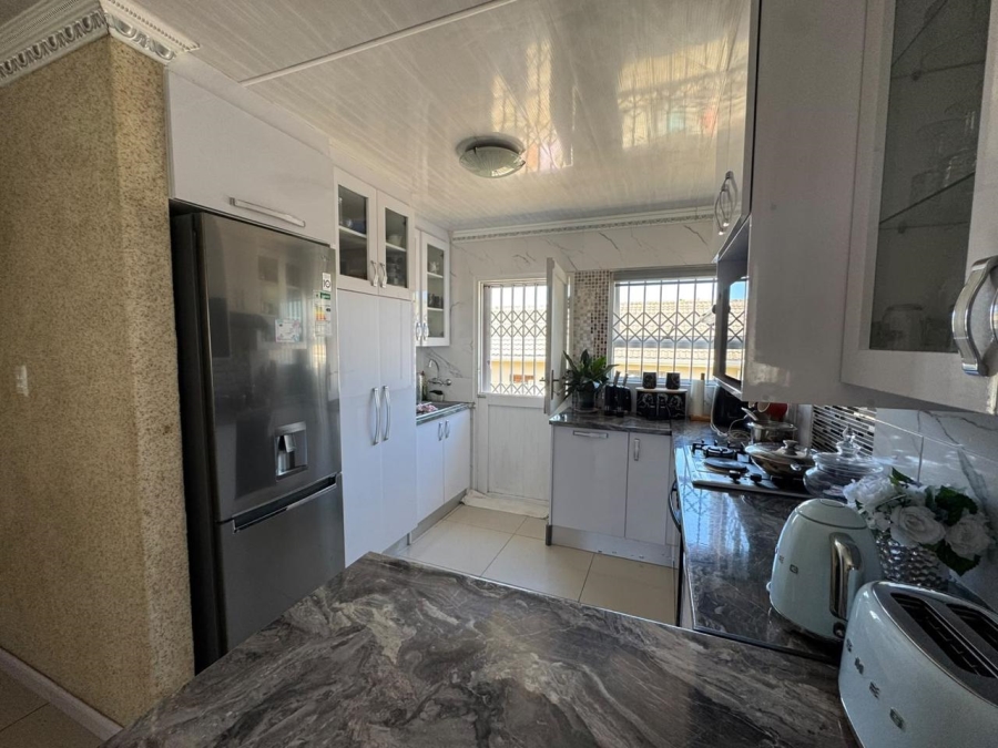 3 Bedroom Property for Sale in Amalinda Eastern Cape